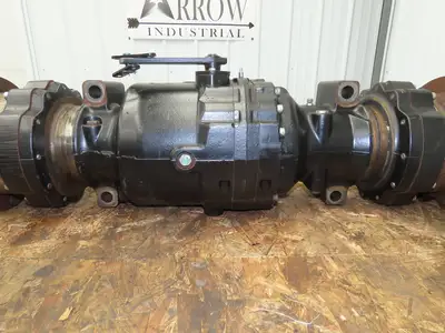 Hyster E80XN Forklift Front Dual Wheel Drive Axle Assembly 8-Lug