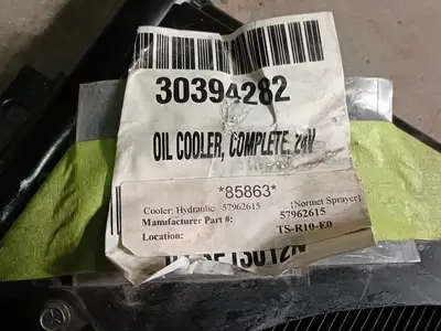 24V Oil Cooler Complete 57962615, 30394282