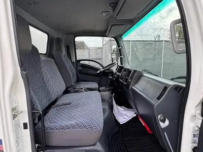 Used 2023 ISUZU NPR HD Box trucks Florida US | Truck and Van Outlet #1509234