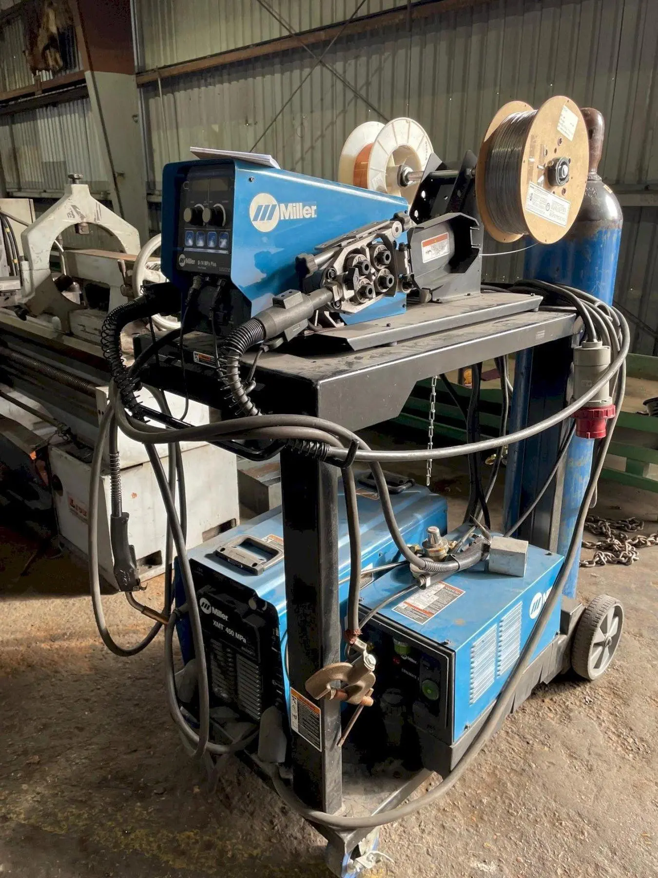 USED MILLER XMT 450 MPA