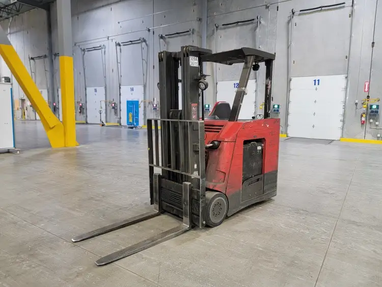 Used RAYMOND 425-C40TT Misc Forklifts British Columbia CA | Lenmark #237711