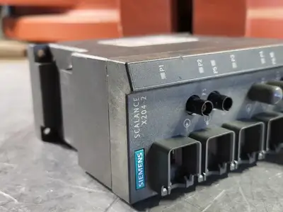 USED SIEMENS 6GK5204-2BB10-2AA3