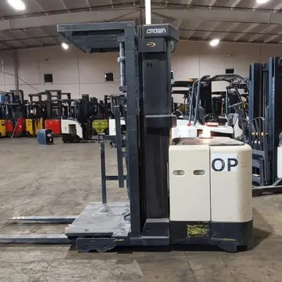 USED 2016 CROWN SP3510-30