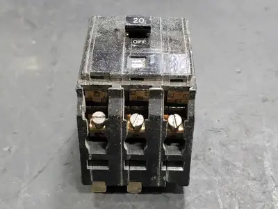USED SQUARE D QO320