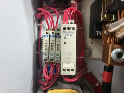 USED SQUARE D MODEL 6