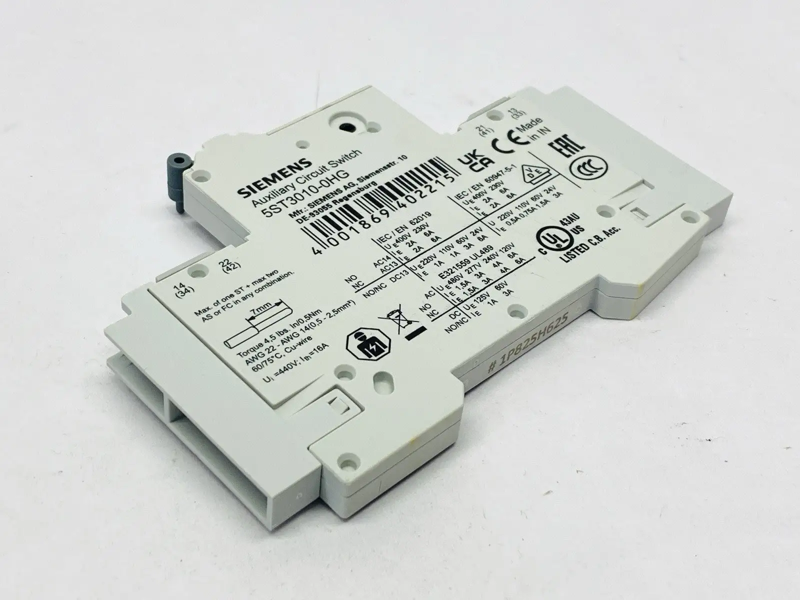 5ST3010-0HG | Siemens  Auxiliary Switch 1 NO Contact + 1 NC Contact - New Other
