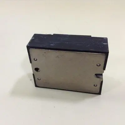 USED CRYDOM D4825