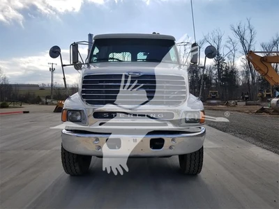 USED 2003 STERLING LT9500