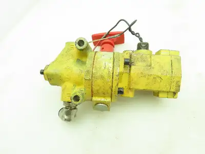 Ross Y2773A4082 Pneumatic Solenoid LOX Lock-Out Control Valve 120V 3/2 Lot of 2