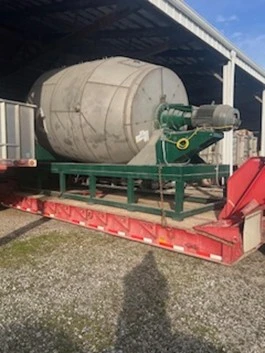 USED DOYLE 16 TON BLENDER