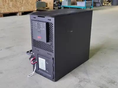 NEW APC SUA3000XL