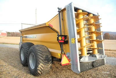 New | in-Stock 2026 TUBELINE NITRO 725RS Manure Spreaders Pennsylvania US | Zimmerman Farm Service #1410415