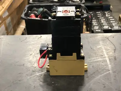 USED ALLEN-BRADLEY 700-P200A1