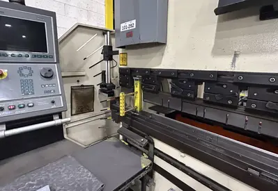 USED 2008 ERMAK CNCAP8X132