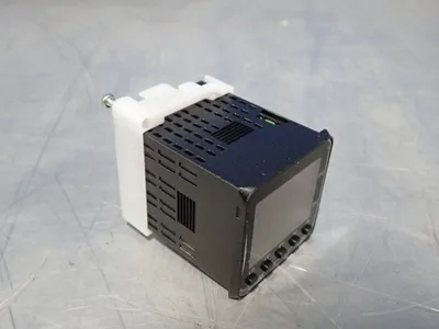 NEW OMRON E5CCRW2DUM000