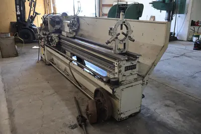 1997 YANG IRON YANG-CL56250G Manual Lathes | MD Equipment Services LLC (1)
