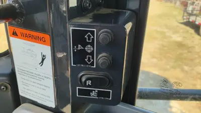 USED 2022 Komatsu D61PXI-24