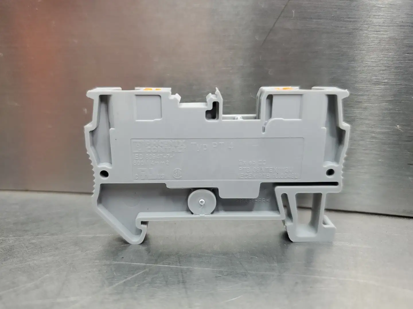 Phoenix Contact PT 4 Grey Feed-Through Terminal Block, Lot of 24. 4A-41
