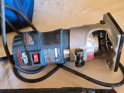 Bosch Colt Palm Router PR20EVS and Accessories