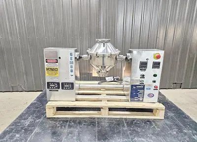 Used Gemco Double Cone Blender, 8 qt Lab Blender