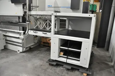 USED LVD PPEB TURBO EFL 220 TON X 3100 MM CNC