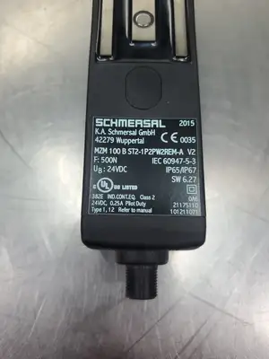 USED Schmersal MZM 100 B ST2-1P2PW2REM-A Safety Interlock, 24VDC