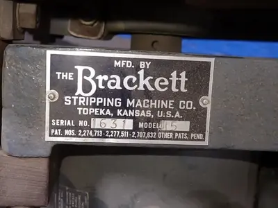 USED THE BRACKETT STRIPPING MACHINE CO U15