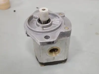 USED SALAMI 2PZ19D-R82S2