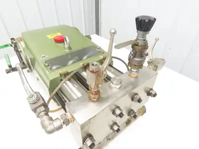 Arimitsu C-25200SW3E Stainless Triplex Plunger Pump 45.7L/min 2842psi 18.4kw