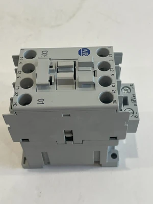NEW ALLEN BRADLEY 100-C09QJ01 CONTACTOR SER. A 100C09QJ01