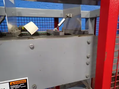 Drop Box Feeder