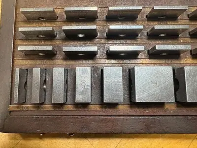 USED ELISTROM/DEARBORN 35-PIECE GAGE BLOCK SET