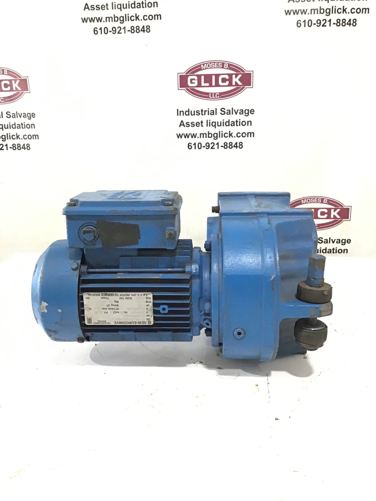 SEW-Eurodrive FA67GDT80K4 Motor Gear Reducer 0.75HP 195.39:1 Ratio 1.53/3.06A