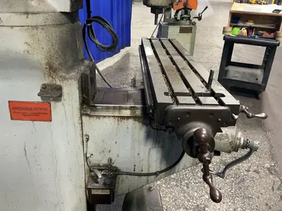 Used BRIDGEPORT SERIES I Vertical Mills Ohio US | HGR 24 #1311087