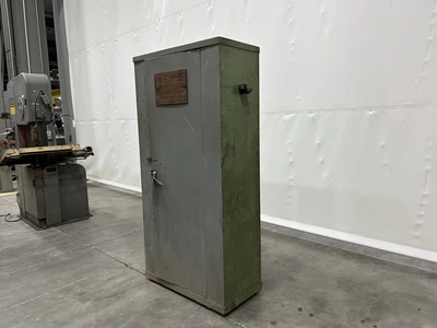 1 door Cabinet 18″x36″x75″ H