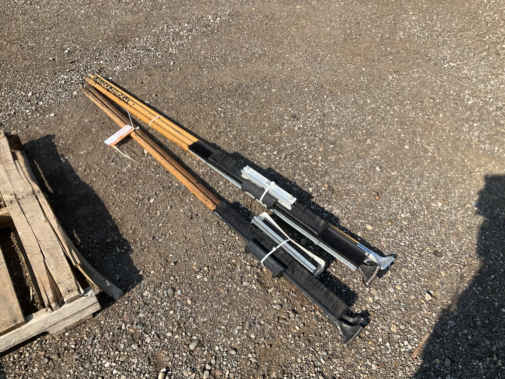 Used _UNKNOWN_ _UNKNOWN_ Strip Brushes Michigan US | Miedema Asset Management Group #1321394