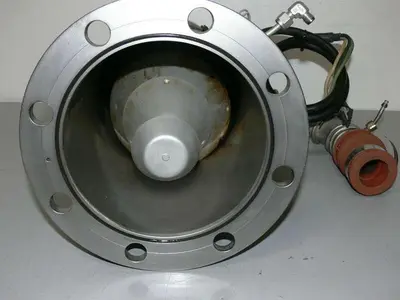 Unbranded Diffusion Pump w/ 11" Flange Fitting