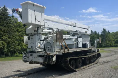 Used 2008 VERSALIFT VST-9000-E100 Articulating Boom Lifts Pennsylvania US | National Lift Equipment #1381518