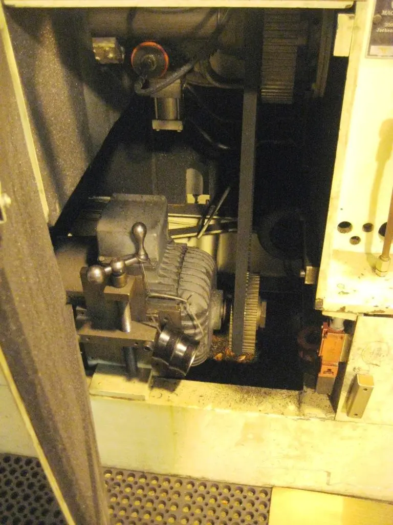 USED MODERN 3E