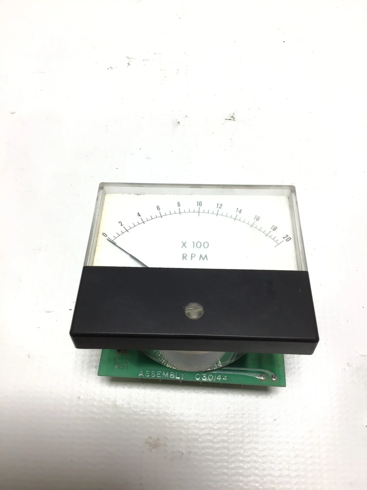 Hoyt ISCM3NO000/C30144 Analog Panel Meter X 100 RPM