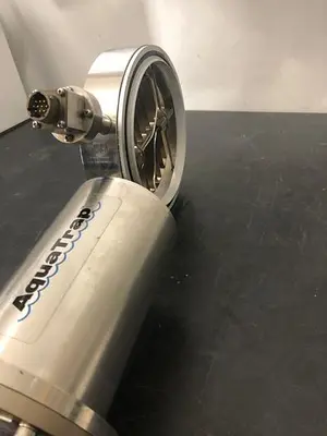 APD T2104-01-06I-30 Cryotiger Aquatrap Cryopump Vacuum Pump