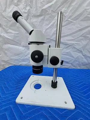 WILD HEERBRUGG MICROSCOPE WITH 2 EYEPIECES WF10X22