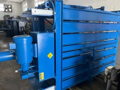 C & M 60” Vertical Baler (In Miami)