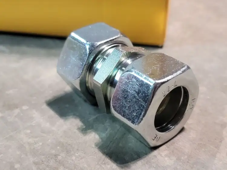 New | in-Stock PARKER G22LCF Parts (Hydraulics and Pneumatics) British Columbia CA | Lenmark #266092