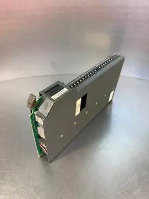 Allen Bradley 1771-0AD 12 To 120 Ac Output Module (8.3.5)