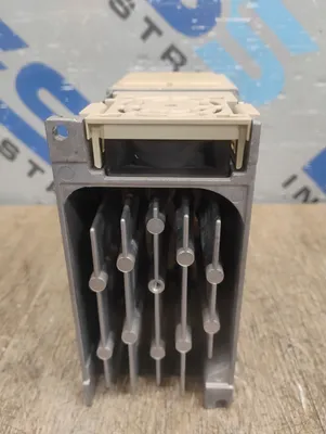 YASKAWA CIMR-VU2A0006FAA General Purpose AC Drives | ESS Industrial Equipment Sales (5)