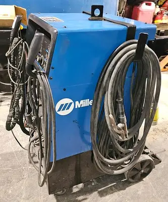 USED 2015 MILLER SYNCROWAVE 250DX