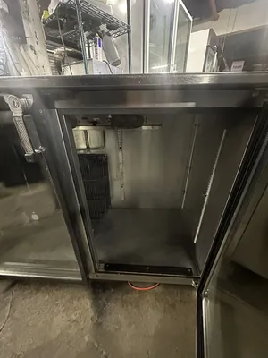 174-0235 Glastender 60" Glass Door Self Contained Back Bar Bottle Cooler