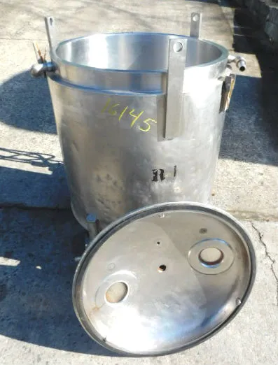 Used L. HOIR INC. TANK 48 GALLON Stainless Steel Tanks New Jersey US | Champion Trading Corporation #424613