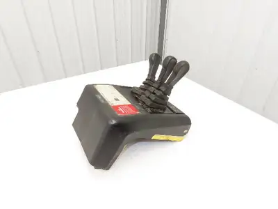 Hyster E50XM-33 Electric Forklift Three Lever Control Unit Lift Tilt Shift